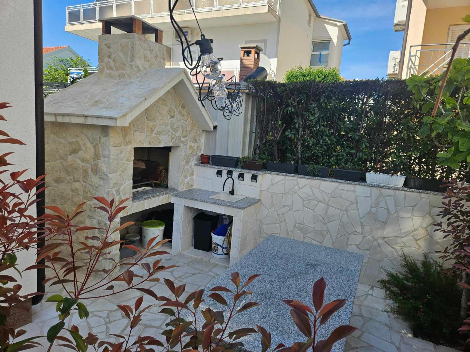 Apartmani Paula Vodice Exterior foto