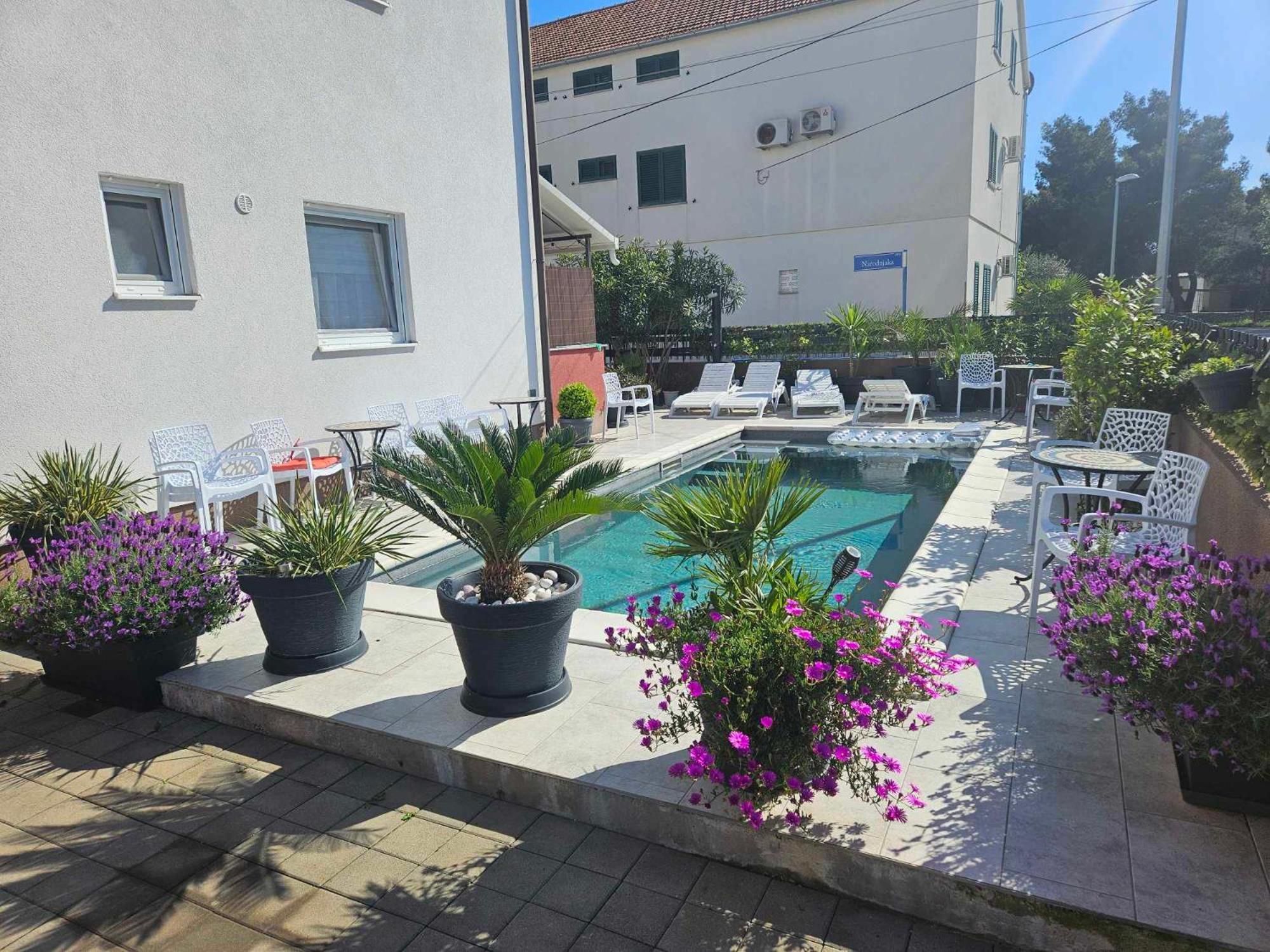 Apartmani Paula Vodice Exterior foto